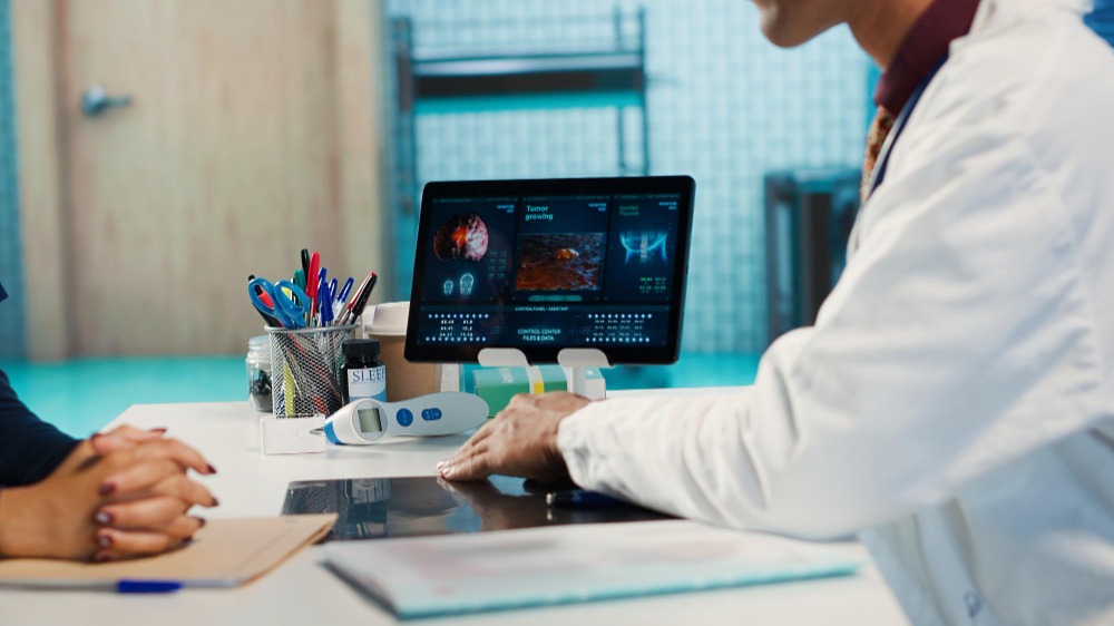 How Does Medical Record Review Software Help a Workers' Comp Defense Attorney